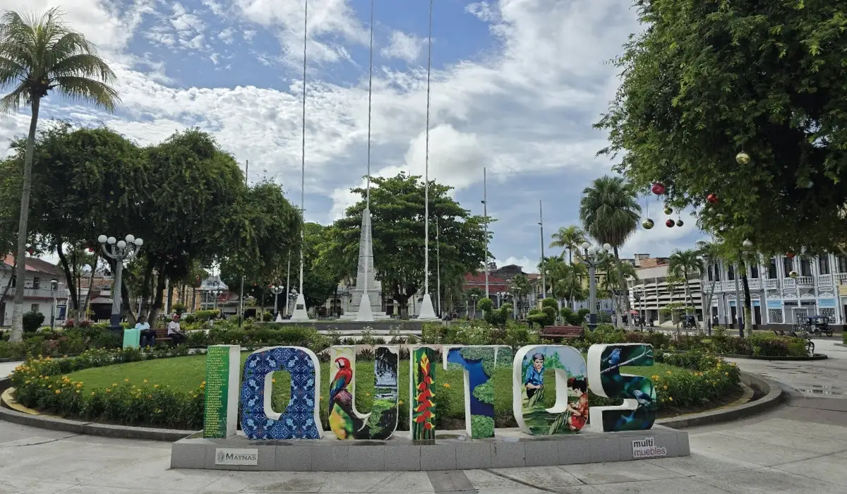 Flights to Iquitos