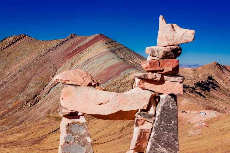 What is Palccoyo, the Alternative Rainbow Mountain 