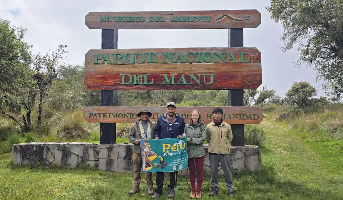 À quoi s’attendre lors d’une excursion à Manu ? Acjanaco manu entrance