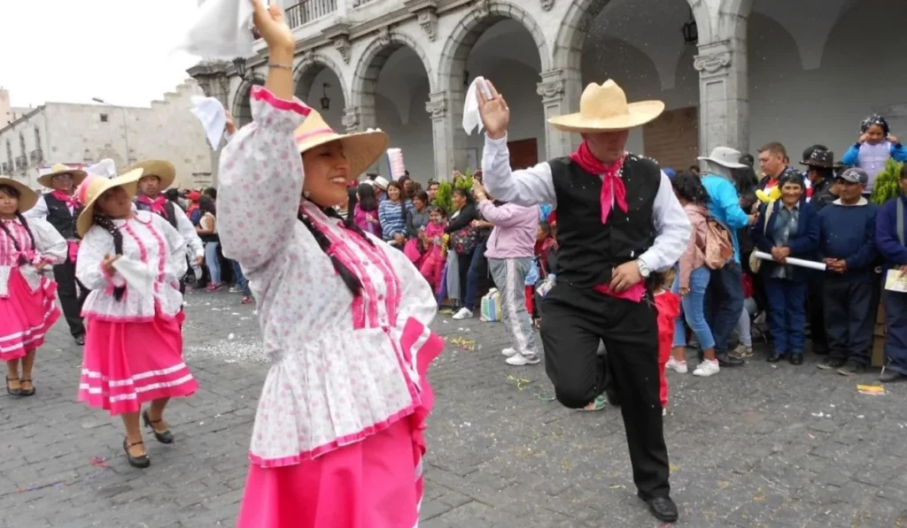 best carnivals in Peru