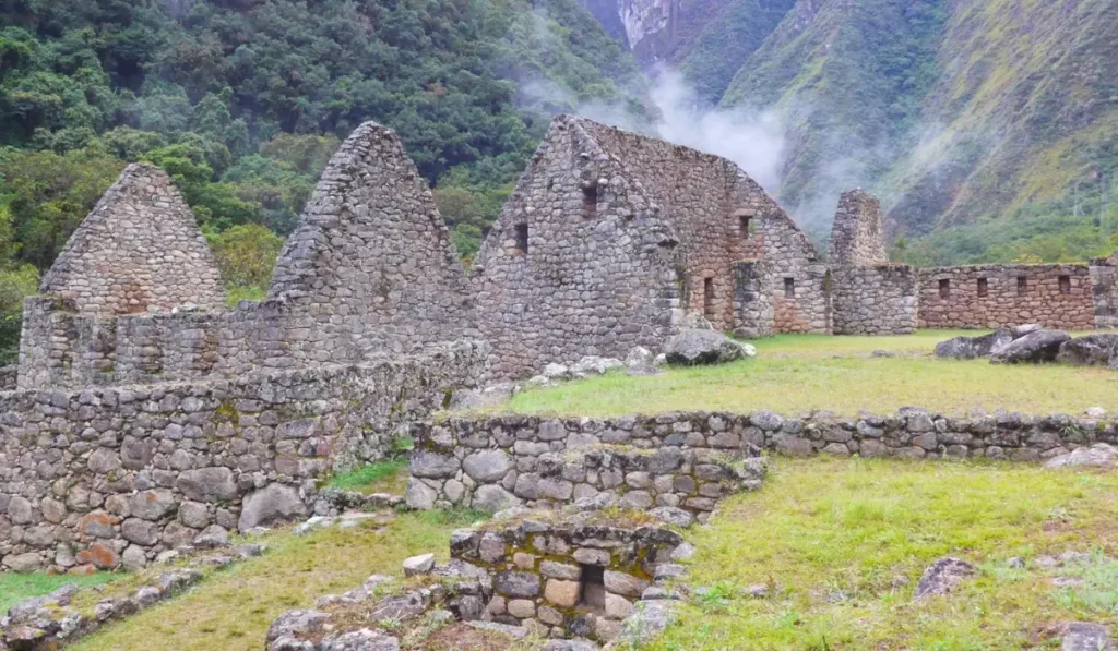 Archaeological Sites on the Inca Trail to Machu Picchu