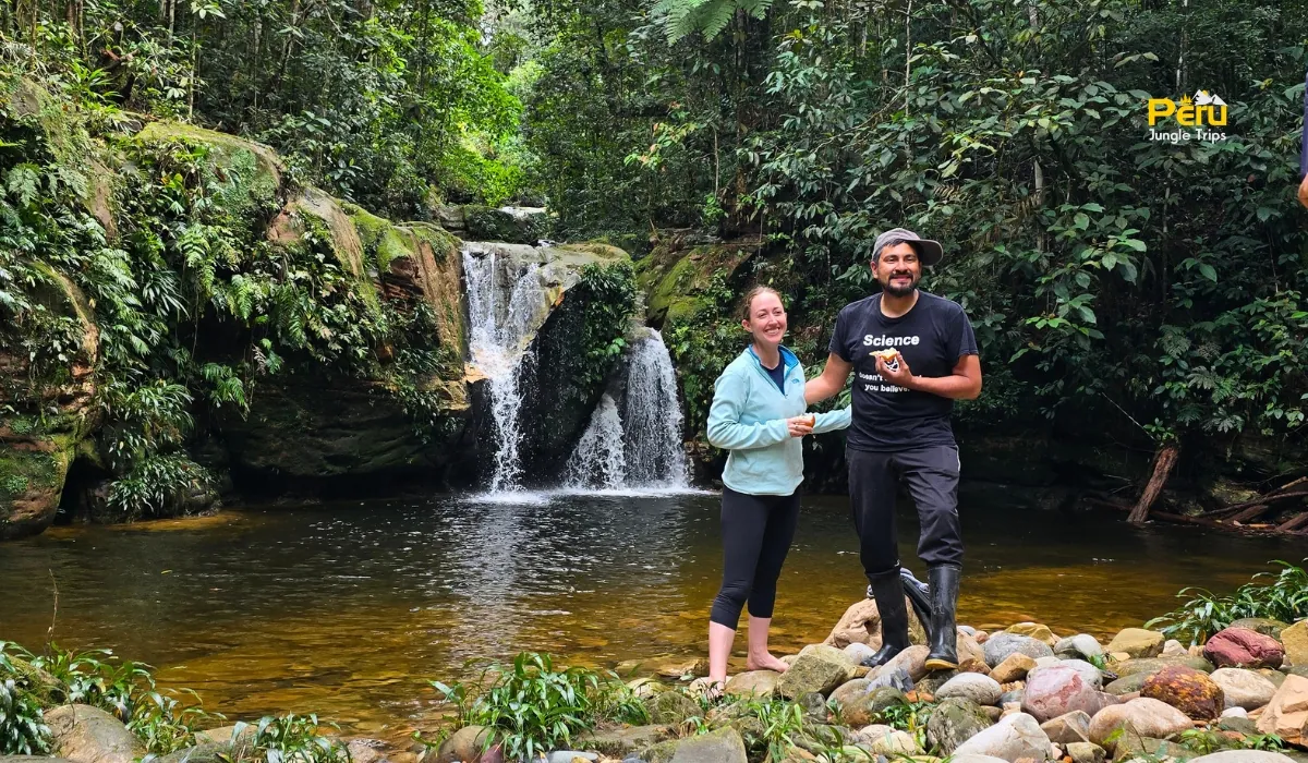 Aguas termales de Shintuya en el Parque Nacional del Manu