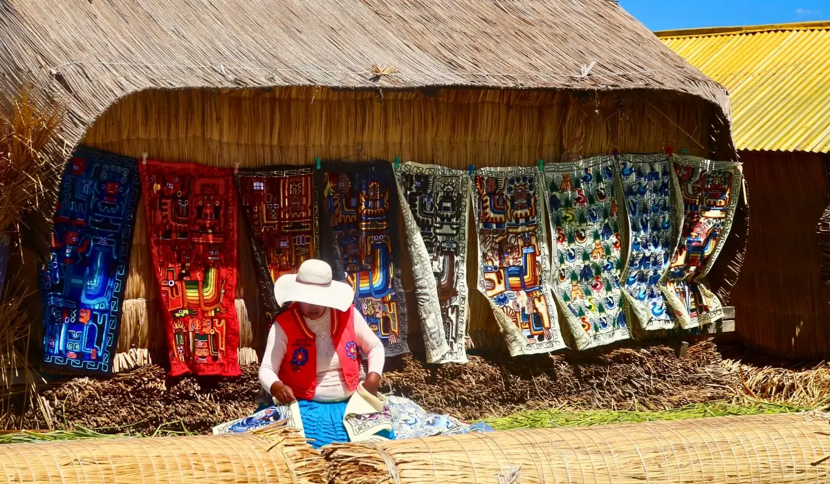 Handcrafted Textiles in Peru: Where to Buy Handwoven Fabrics floating Uros Islands - Handcrafted textiles in Peru