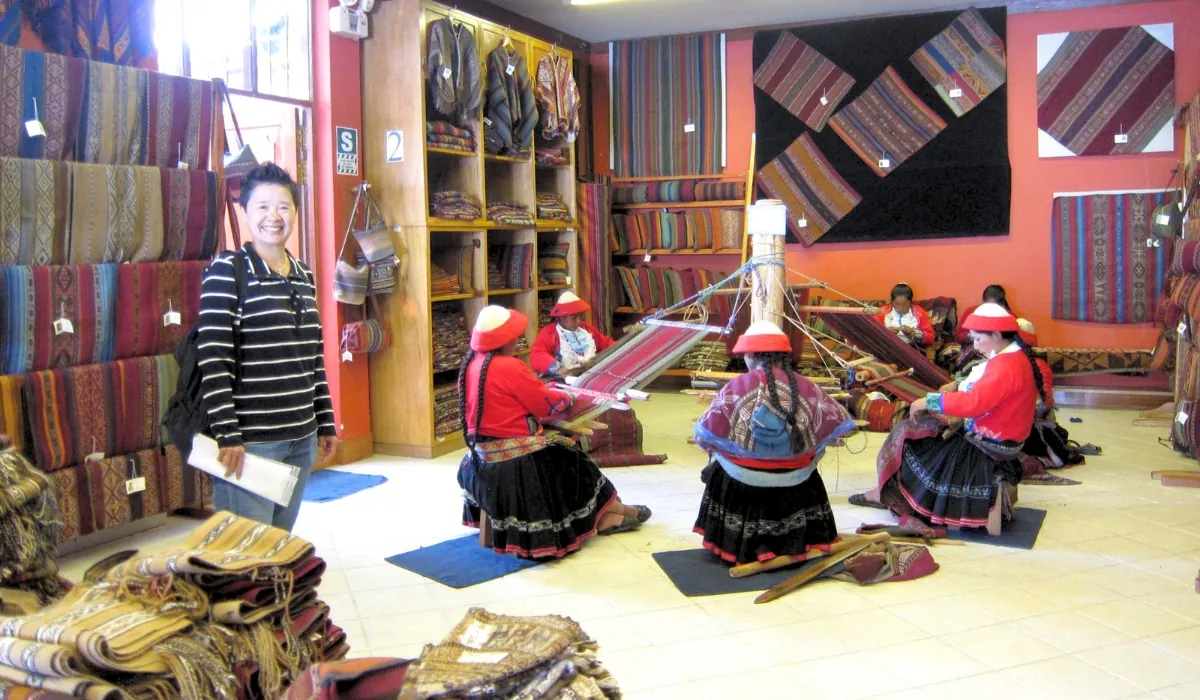 Handcrafted Textiles in Peru: Where to Buy Handwoven Fabrics