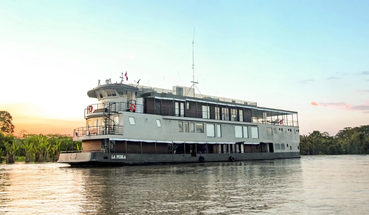 La Perla - The Best Month to Book an Amazon River Cruise